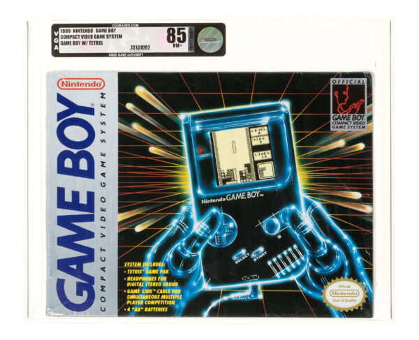 Game Boy Console – VGA 85 NM+ Sealed [Yellow Screenshots, Red Shirt, with Tetris], Game Boy Nintendo 1989 USA